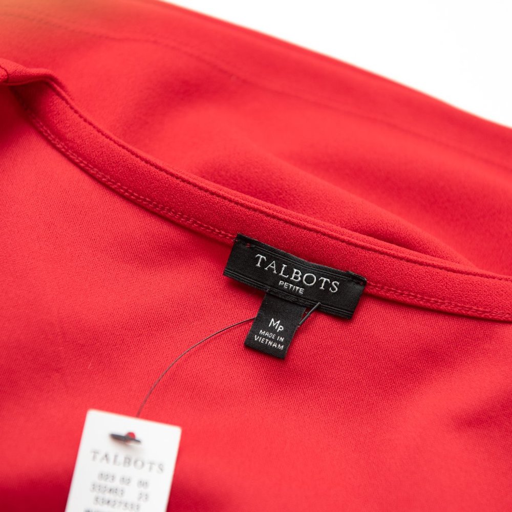 Talbots Crepe Top V-neck Blouse Faux Wrap Shirt Red Size Medium Petite Short New - Picture 4 of 7